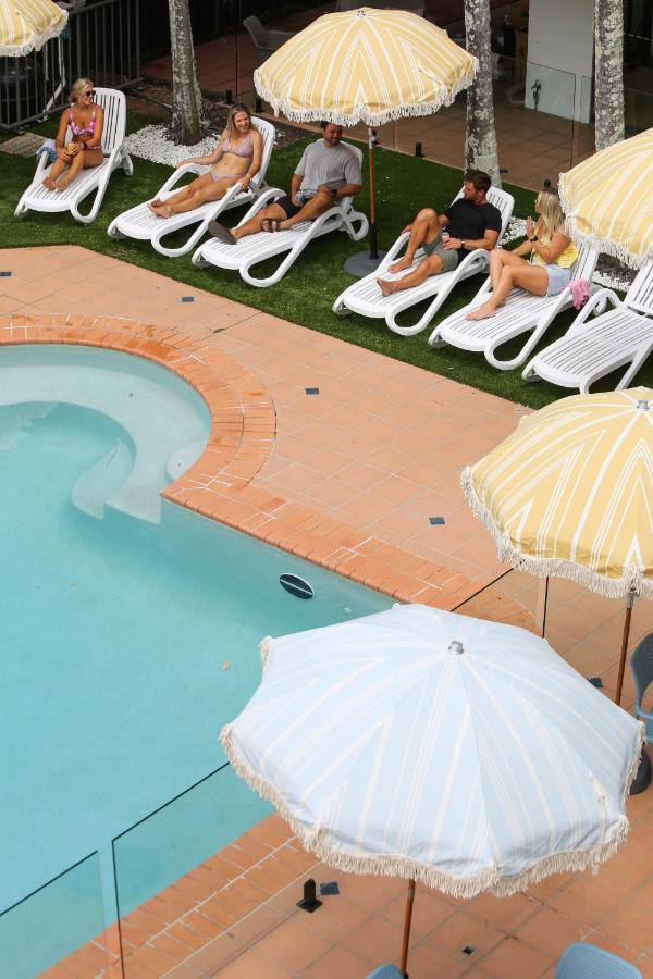 Abode Mooloolaba, Backpackers & Motel Rooms Extérieur photo
